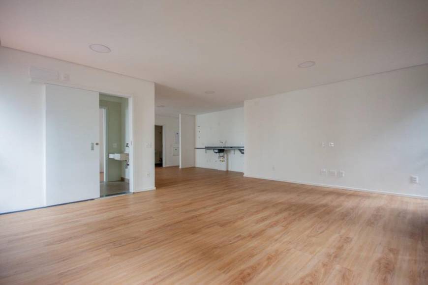 Foto 1 de Apartamento com 2 Quartos para alugar, 72m² em Moema, São Paulo