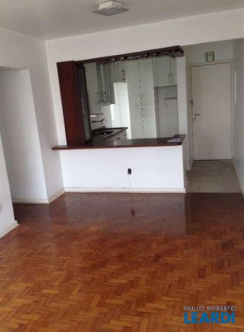 Foto 1 de Apartamento com 2 Quartos para alugar, 75m² em Moema, São Paulo