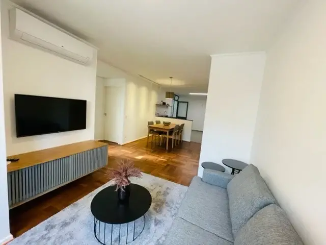 Foto 1 de Apartamento com 2 Quartos para alugar, 80m² em Moema, São Paulo