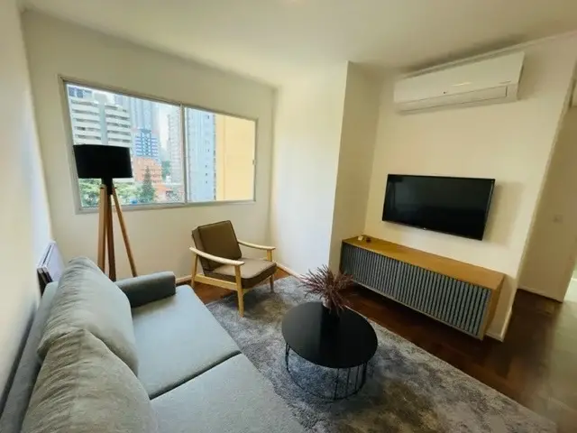 Foto 4 de Apartamento com 2 Quartos para alugar, 80m² em Moema, São Paulo