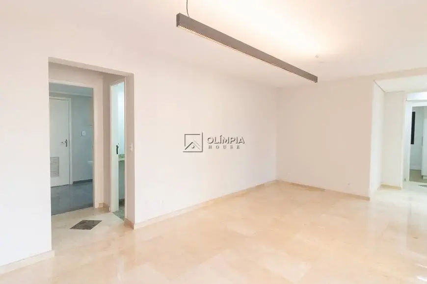 Foto 3 de Apartamento com 2 Quartos para alugar, 93m² em Moema, São Paulo