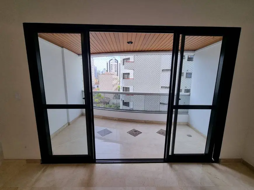 Foto 3 de Apartamento com 2 Quartos para alugar, 97m² em Moema, São Paulo
