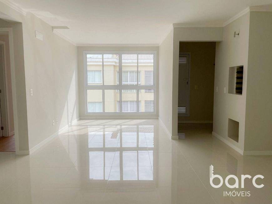 Foto 3 de Apartamento com 2 Quartos à venda, 66m² em Nacoes, Balneário Camboriú