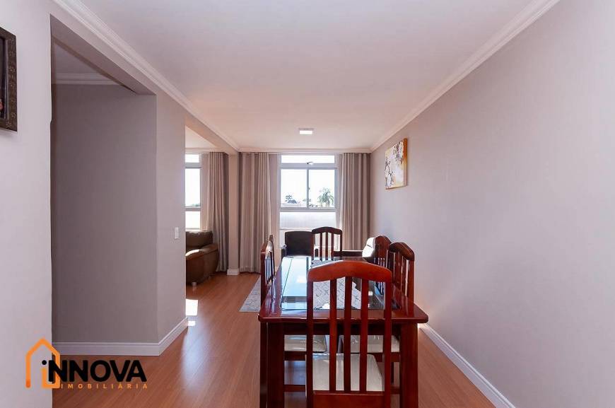 Foto 3 de Apartamento com 2 Quartos à venda, 73m² em Novo Mundo, Curitiba