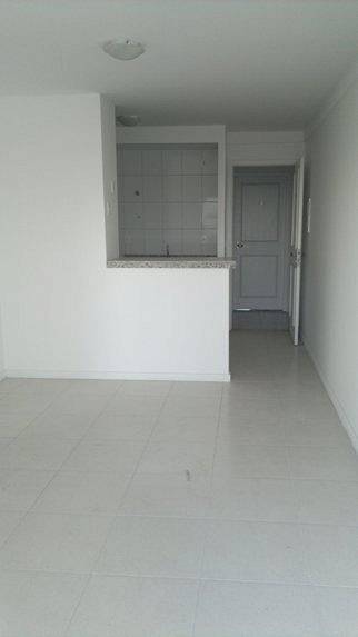 Foto 4 de Apartamento com 2 Quartos para alugar, 53m² em Outeiro da Cruz, São Luís