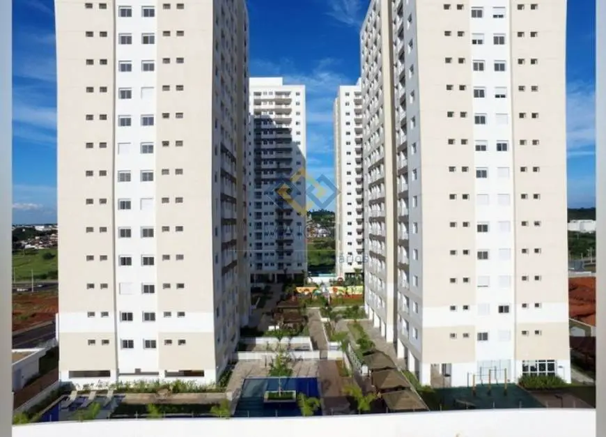 Foto 1 de Apartamento com 2 Quartos à venda, 65m² em Parque Residencial das Camelias, Bauru
