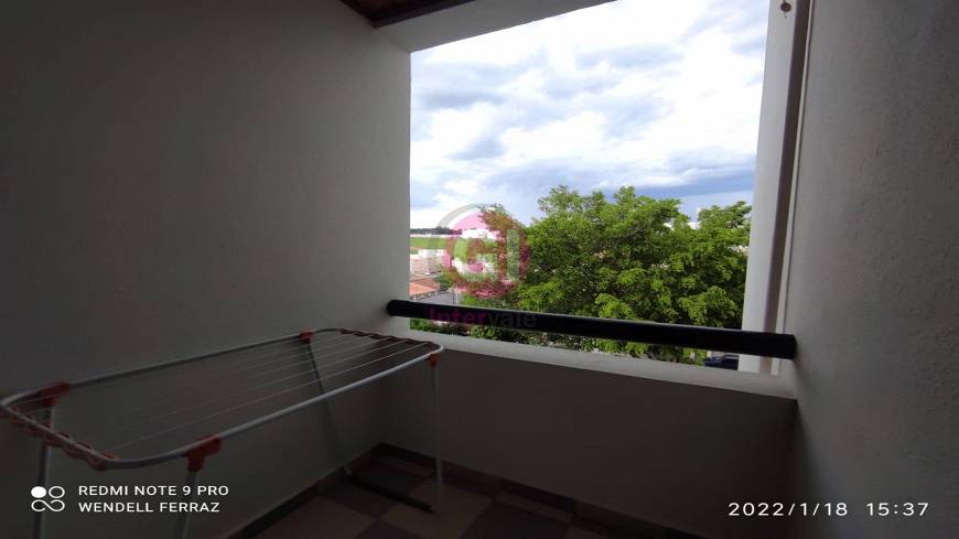 Foto 3 de Apartamento com 2 Quartos para alugar, 61m² em Parque Santo Antônio, Jacareí