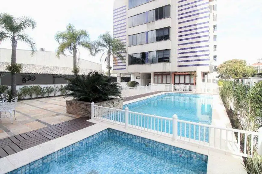 Foto 1 de Apartamento com 2 Quartos à venda, 72m² em Passo da Areia, Porto Alegre