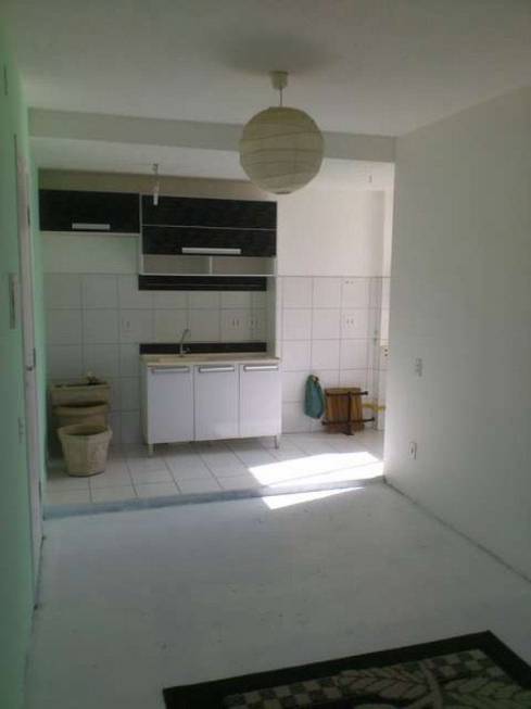 Foto 3 de Apartamento com 2 Quartos à venda, 46m² em  Pedra de Guaratiba, Rio de Janeiro