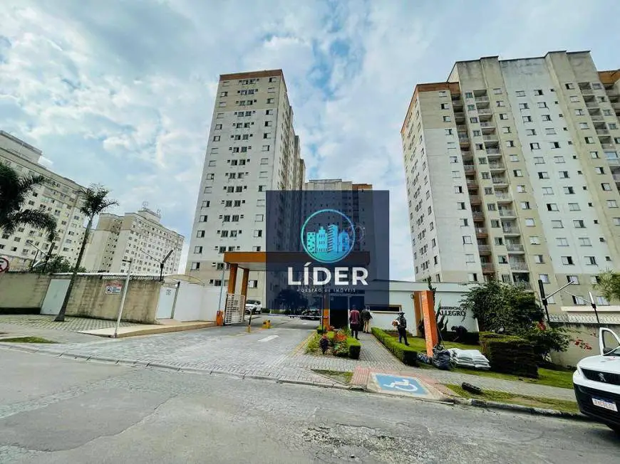 Foto 1 de Apartamento com 2 Quartos à venda, 55m² em Pinheirinho, Curitiba