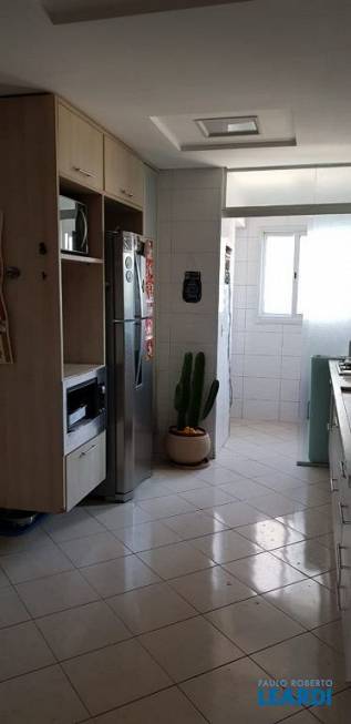 Foto 1 de Apartamento com 2 Quartos à venda, 92m² em Pinheirinho, Santo André