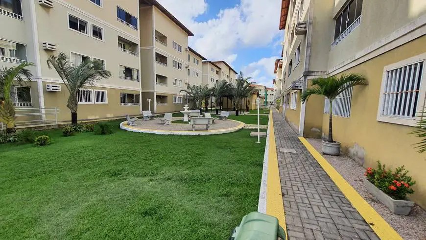 Foto 2 de Apartamento com 2 Quartos à venda, 62m² em Planalto, Natal