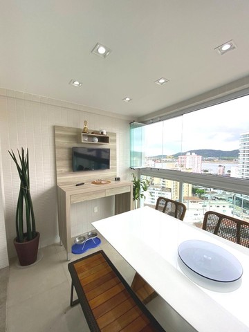 Foto 1 de Apartamento com 2 Quartos à venda, 135m² em Ponta da Praia, Santos