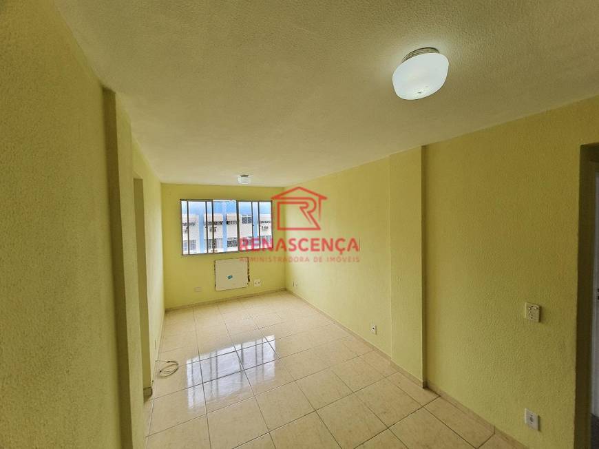 Foto 2 de Apartamento com 2 Quartos para alugar, 65m² em Realengo, Rio de Janeiro
