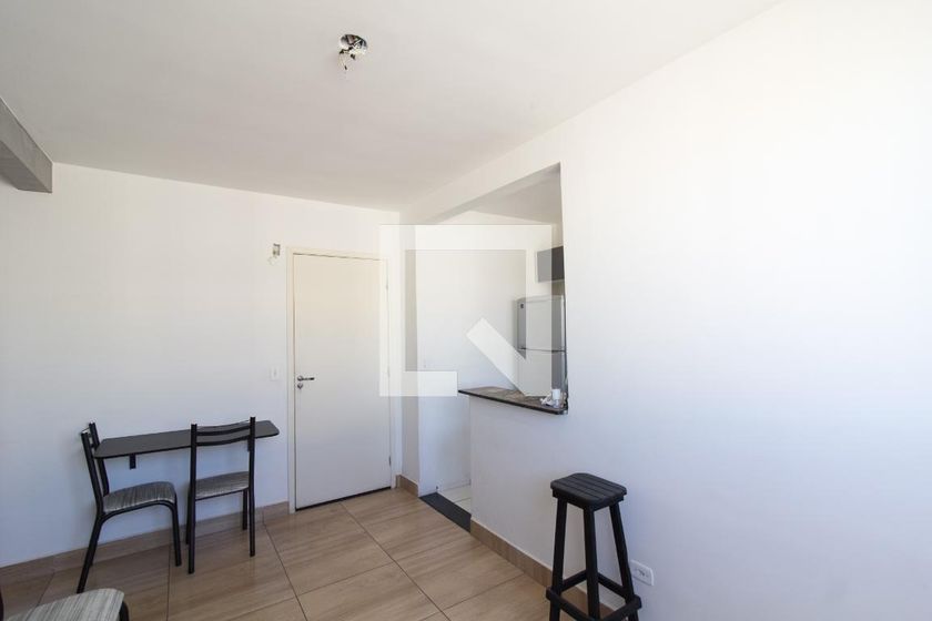 Foto 4 de Apartamento com 2 Quartos para alugar, 47m² em Recreio dos Sorocabanos, Sorocaba
