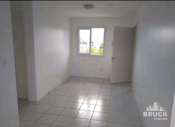 Foto 3 de Apartamento com 2 Quartos à venda, 45m² em Restinga, Porto Alegre