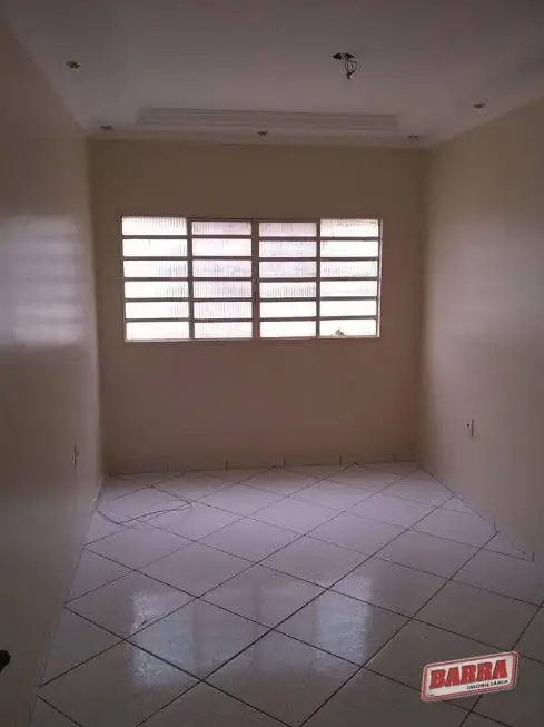 Foto 3 de Apartamento com 2 Quartos para alugar, 52m² em Riacho Fundo I, Brasília