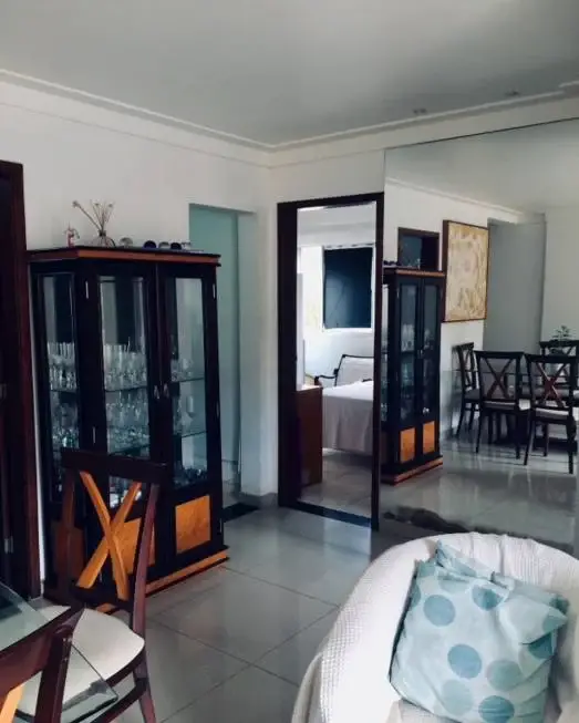 Foto 2 de Apartamento com 2 Quartos à venda, 72m² em Rio Vermelho, Salvador