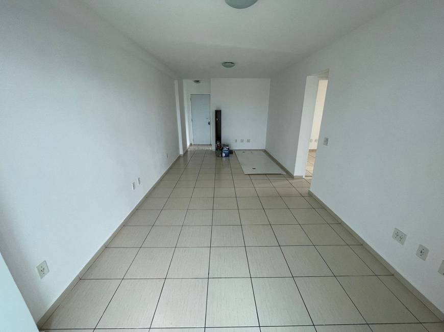 Foto 1 de Apartamento com 2 Quartos para alugar, 75m² em Riviera Fluminense, Macaé