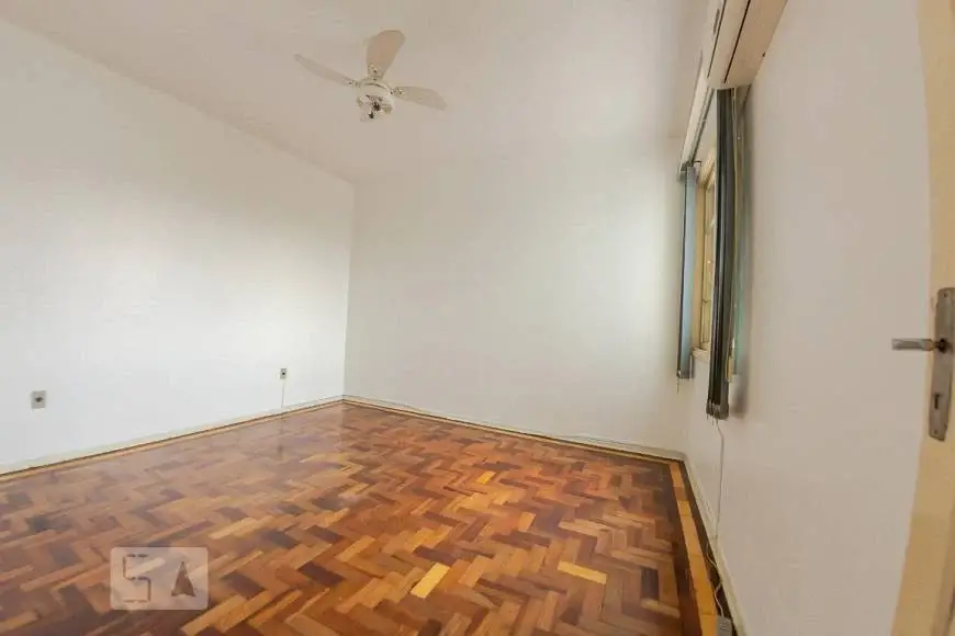 Foto 5 de Apartamento com 2 Quartos para alugar, 92m² em Santa Cecília, Porto Alegre