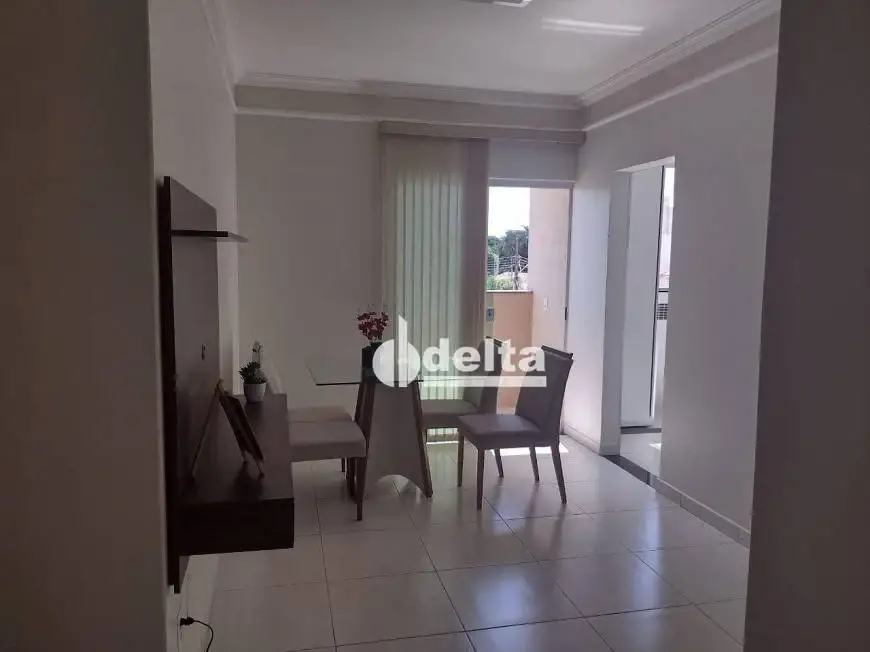 Foto 1 de Apartamento com 2 Quartos para alugar, 58m² em Santa Mônica, Uberlândia