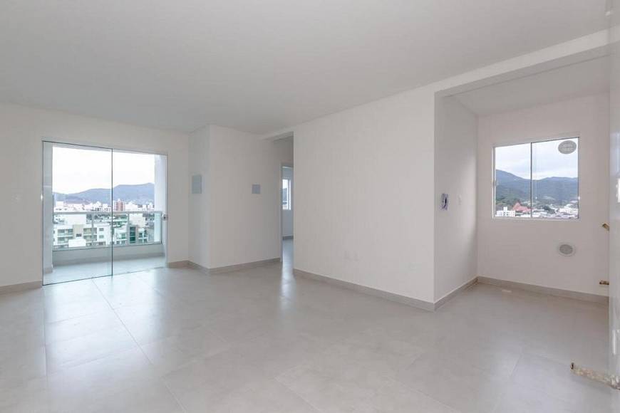 Foto 4 de Apartamento com 2 Quartos à venda, 65m² em Santa Regina, Camboriú