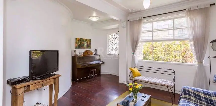 Foto 2 de Apartamento com 2 Quartos à venda, 113m² em Santana, Porto Alegre