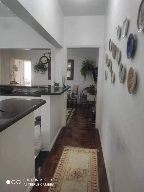 Foto 3 de Apartamento com 2 Quartos à venda, 75m² em Santana, Porto Alegre