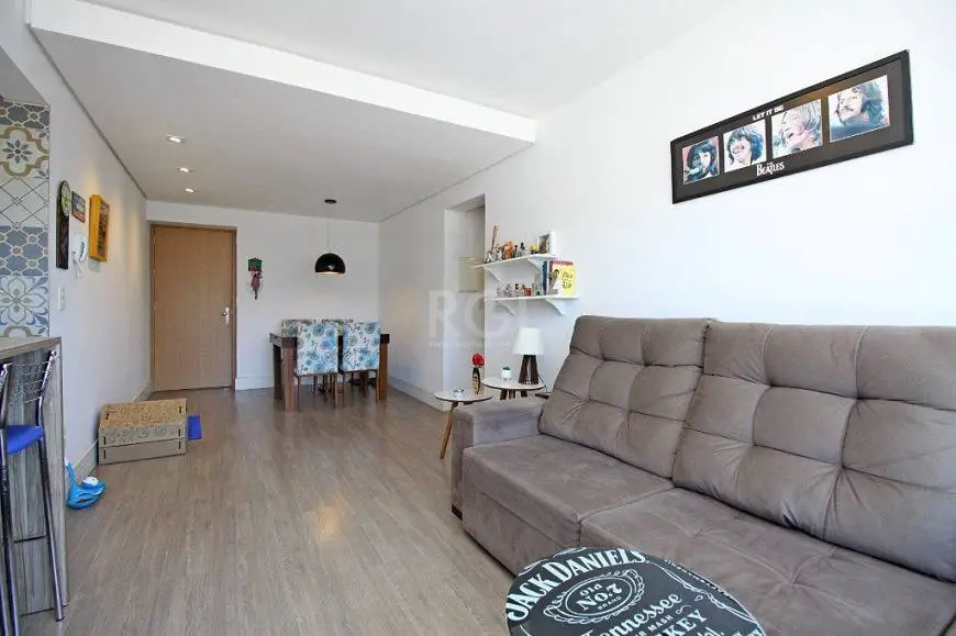Foto 2 de Apartamento com 2 Quartos à venda, 66m² em Santana, Porto Alegre