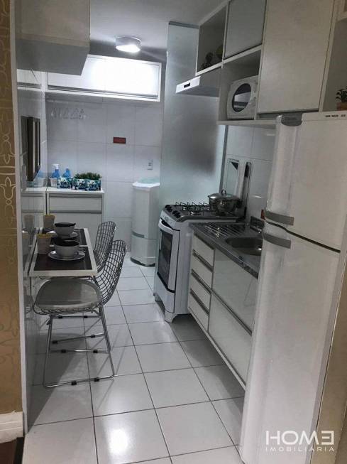 Foto 3 de Apartamento com 2 Quartos à venda, 42m² em Santíssimo, Rio de Janeiro