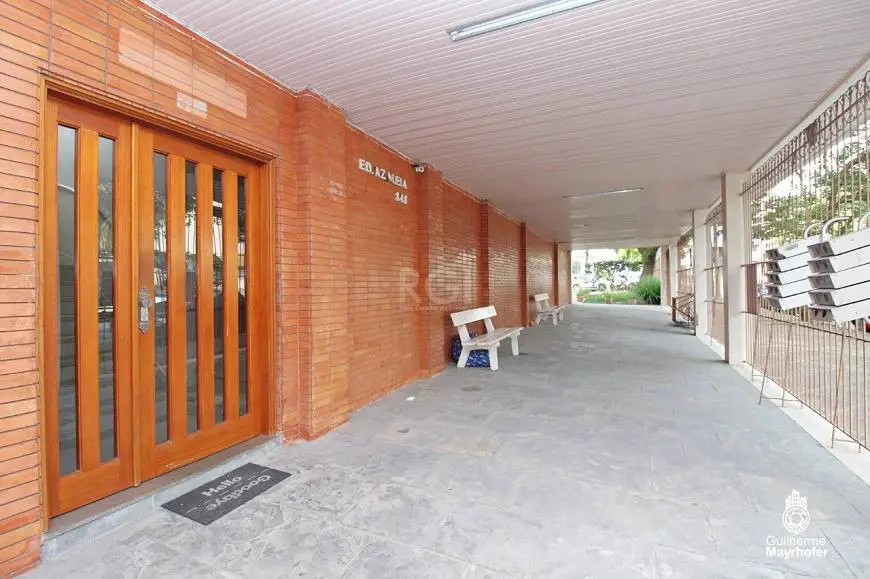 Foto 3 de Apartamento com 2 Quartos à venda, 70m² em São Geraldo, Porto Alegre