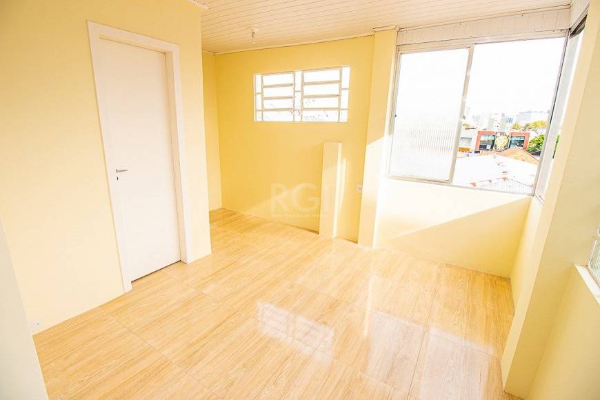 Foto 4 de Apartamento com 2 Quartos à venda, 88m² em São Geraldo, Porto Alegre