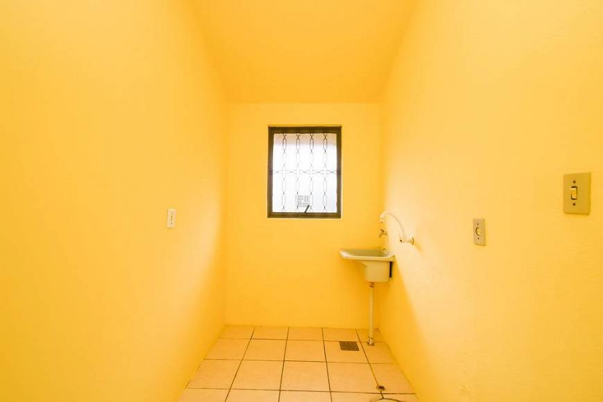 Foto 3 de Apartamento com 2 Quartos para alugar, 37m² em São Gonçalo , Pelotas