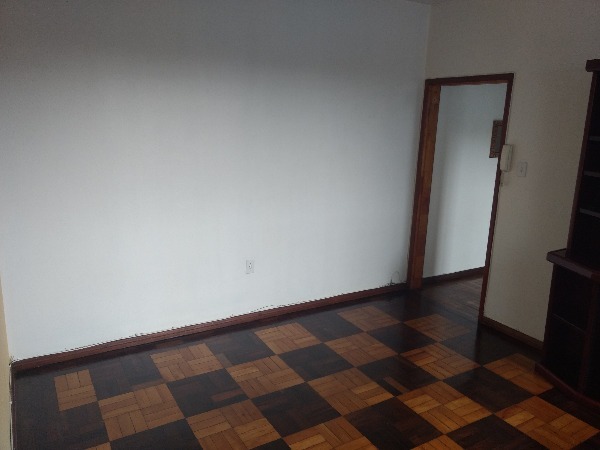 Foto 2 de Apartamento com 2 Quartos à venda, 62m² em São João, Porto Alegre