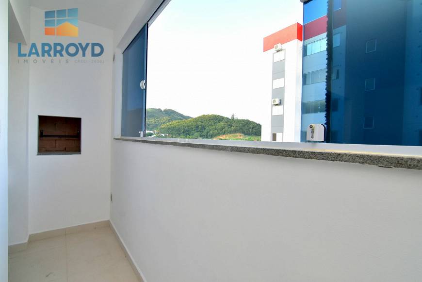 Foto 1 de Apartamento com 2 Quartos à venda, 59m² em São João Margem Esquerda, Tubarão