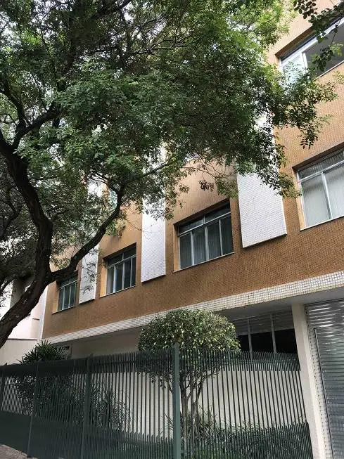Foto 3 de Apartamento com 2 Quartos para alugar, 70m² em São Mateus, Juiz de Fora