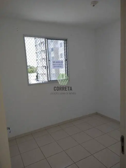 Foto 3 de Apartamento com 2 Quartos para alugar, 45m² em São Patrício, Serra