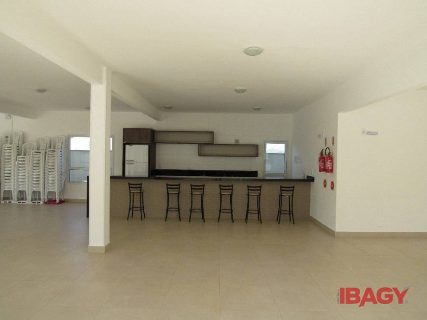 Foto 3 de Apartamento com 2 Quartos para alugar, 56m² em São Sebastião, Palhoça