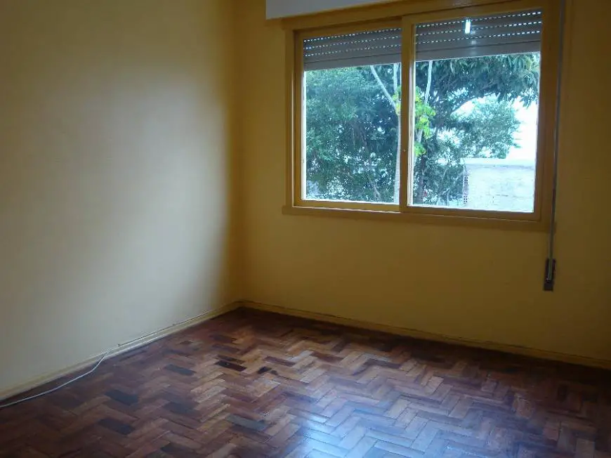 Foto 2 de Apartamento com 2 Quartos à venda, 62m² em São Sebastião, Porto Alegre