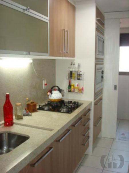 Foto 5 de Apartamento com 2 Quartos à venda, 68m² em São Sebastião, Porto Alegre