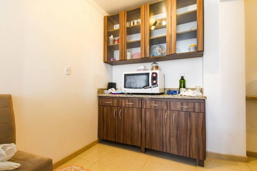 Foto 4 de Apartamento com 2 Quartos à venda, 78m² em São Sebastião, Porto Alegre