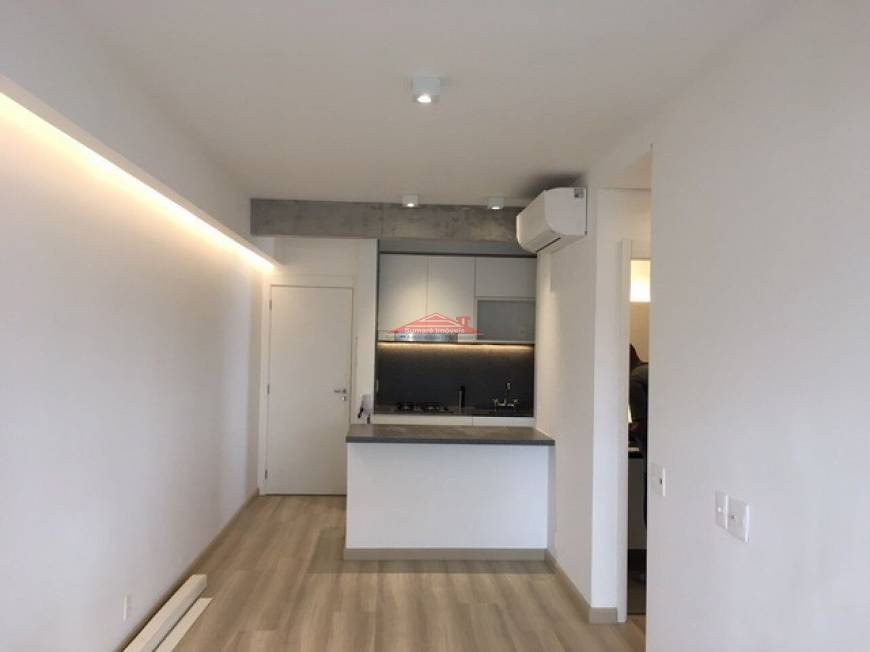 Foto 1 de Apartamento com 2 Quartos para alugar, 69m² em Sumaré, São Paulo