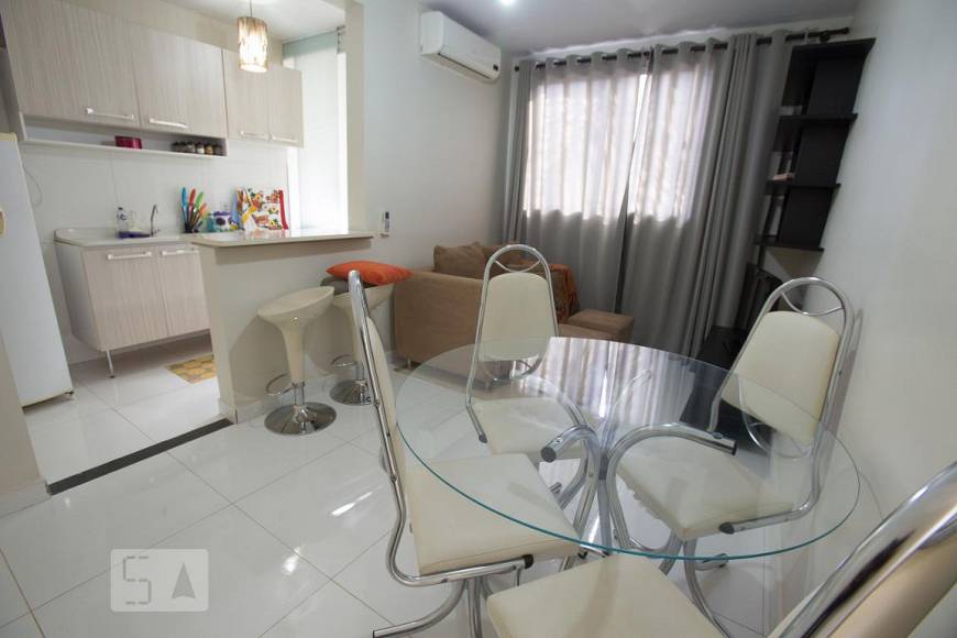 Foto 1 de Apartamento com 2 Quartos para alugar, 48m² em Sumarezinho, Ribeirão Preto