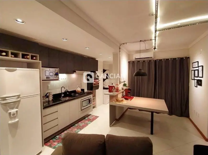 Foto 2 de Apartamento com 2 Quartos à venda, 51m² em Tancredo Neves, Santa Maria