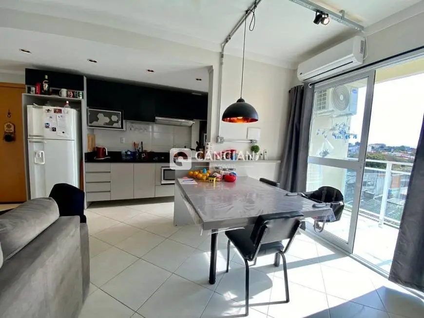 Foto 5 de Apartamento com 2 Quartos à venda, 51m² em Tancredo Neves, Santa Maria