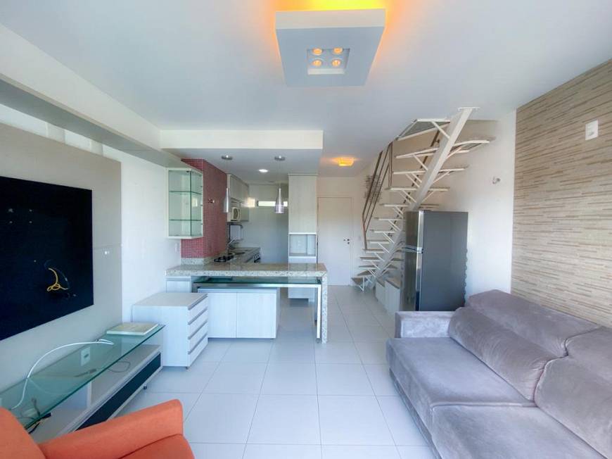 Foto 1 de Apartamento com 2 Quartos para alugar, 64m² em Tirol, Natal