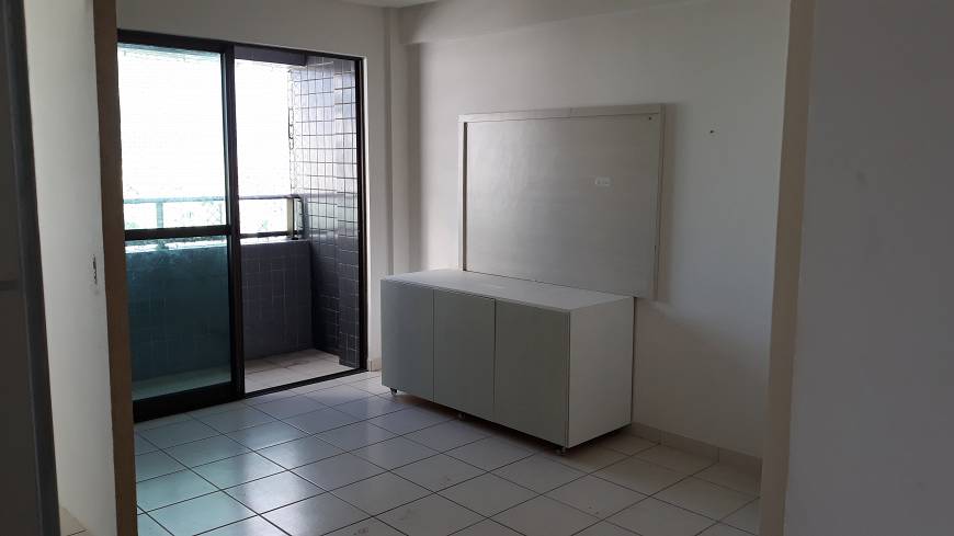 Foto 2 de Apartamento com 2 Quartos para alugar, 47m² em Torre, Recife