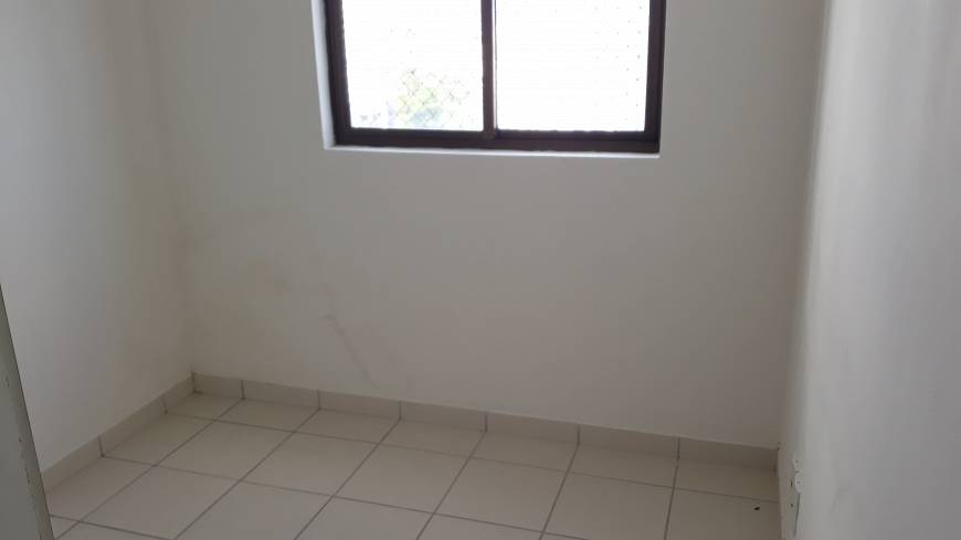 Foto 5 de Apartamento com 2 Quartos para alugar, 47m² em Torre, Recife