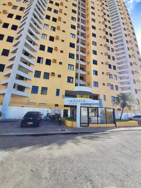 Foto 1 de Apartamento com 2 Quartos para alugar, 60m² em Treze de Julho, Aracaju