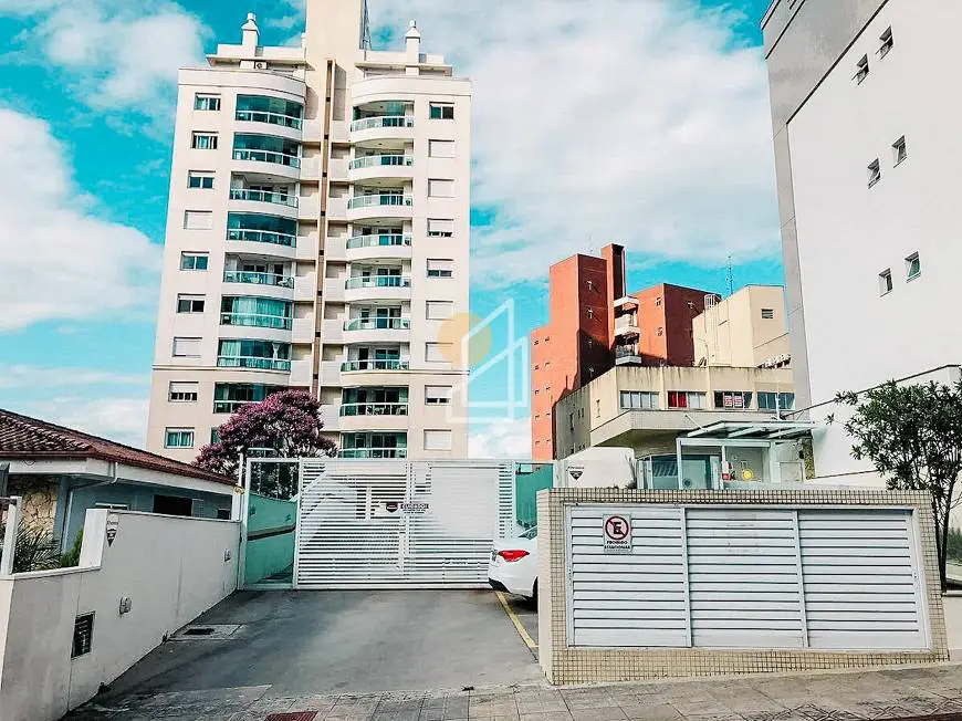 Foto 1 de Apartamento com 2 Quartos à venda, 66m² em Trindade, Florianópolis